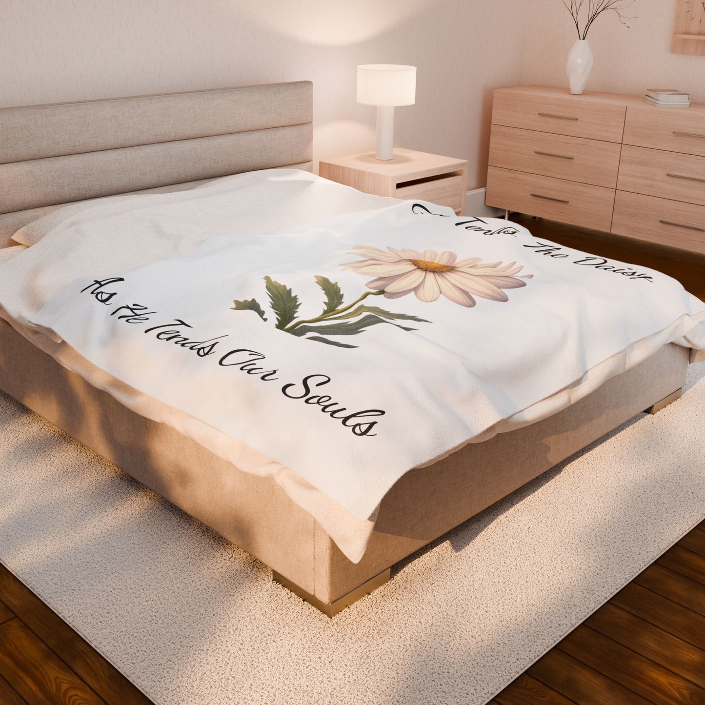 Daisy Velveteen Plush Blanket